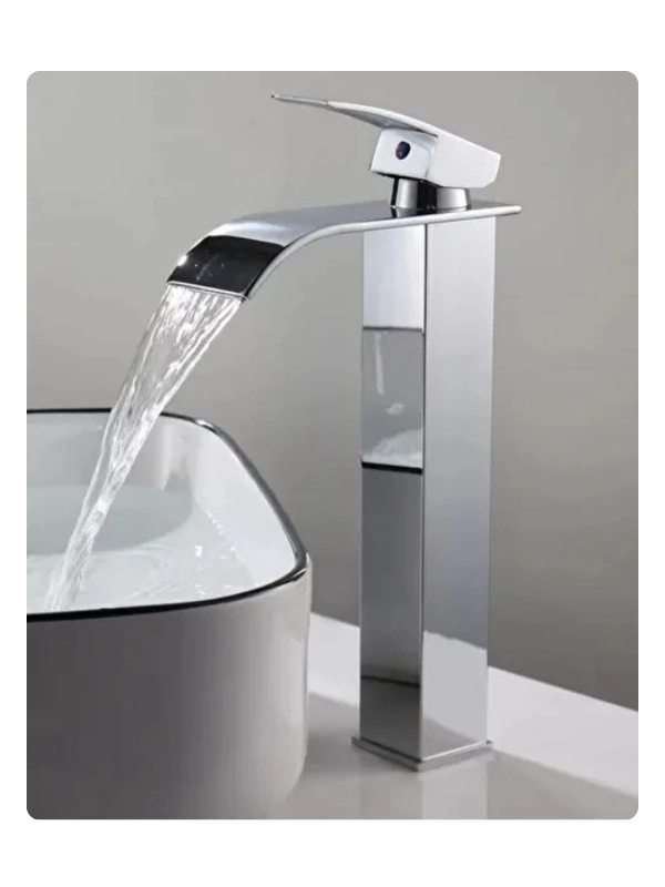Gümüş yüksek çanak lavabo bataryası 304 paslanmaz çelik şelale çıkışlı