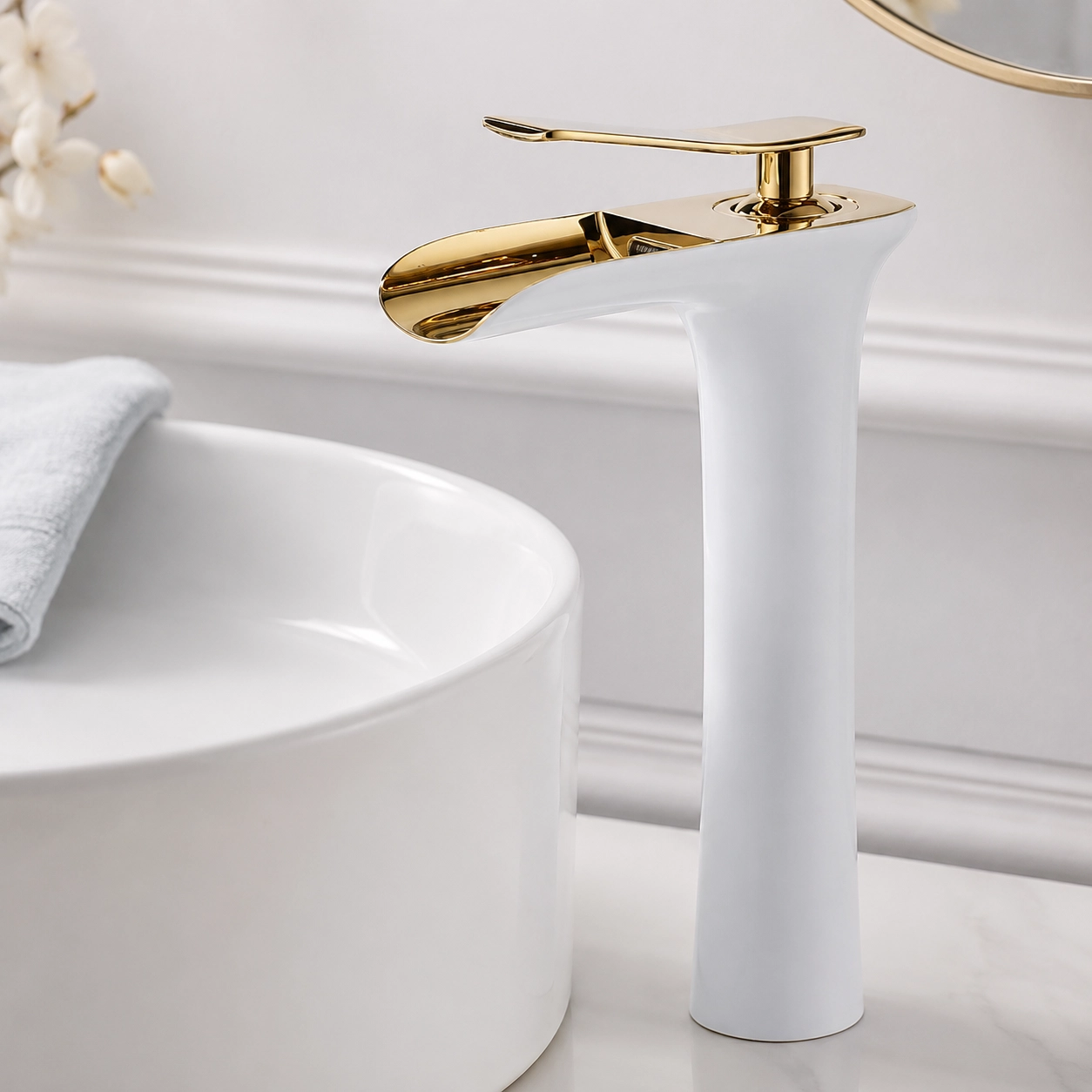 Beyaz Gold şelale yüksek çanak lavabo bataryası
