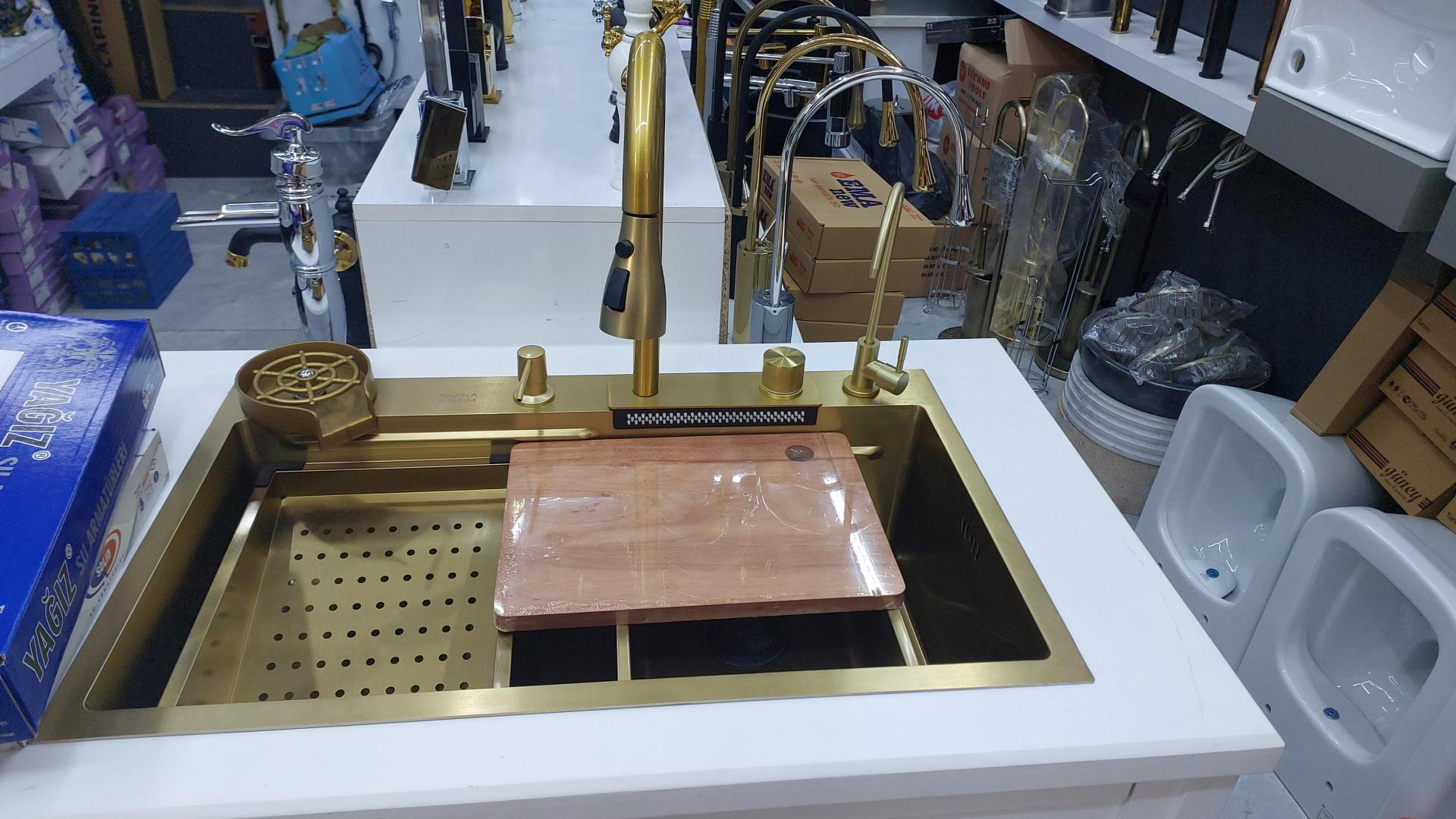 Gold Tuşsuz Teknolojik Evye