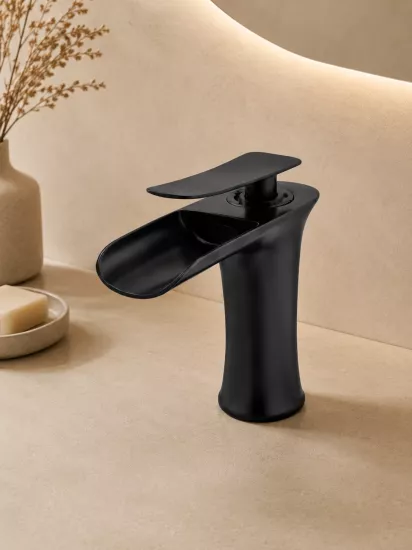 Siyah Şelale Lavabo Bataryası | Kısa Model